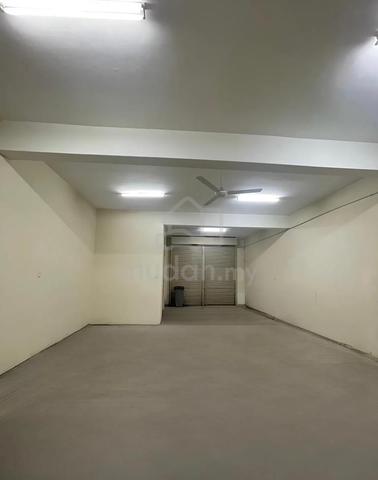 Bandar Putra IOI Kulai 2 Storey Shoplot For Rent 1