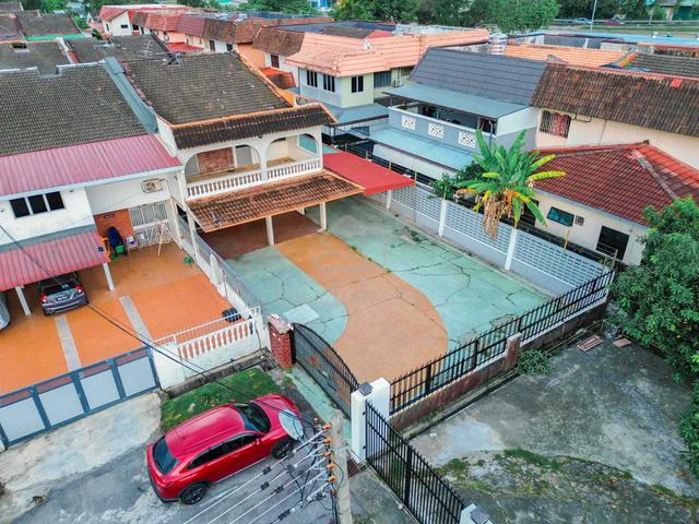 CORNER LOT 2 Storey Semi Detach House Jalan Reko Kajang 1