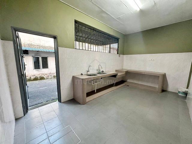 Saleng Tmn Muhibbah Jln Jambu @ 2 Storey House 18x60sqft 3