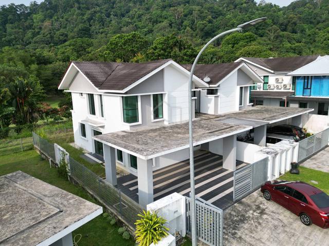 Subsale : Semi-D Dua Tingkat di Batu Pahat 1