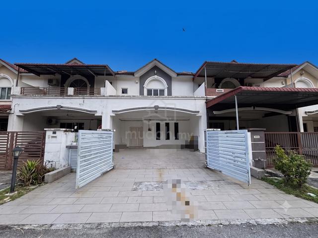 2 storey terrace Taman Bukit Kristal Seremban | Facing Open 1