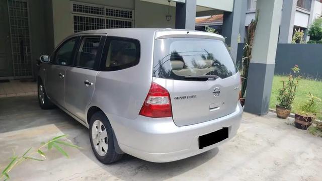 2009 Nissan GRAND LIVINA 1.8 CLASSIC/COMFORT (A) - 3