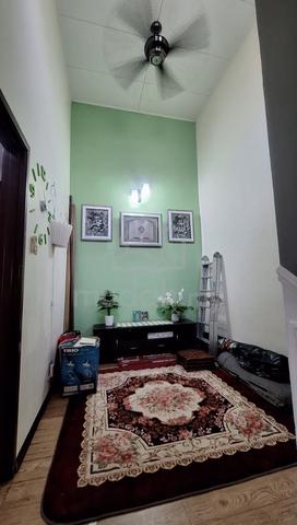 Rawang Saujana- Teres 2 Tingkat (Unit Tengah Dengan Individual Title) 1