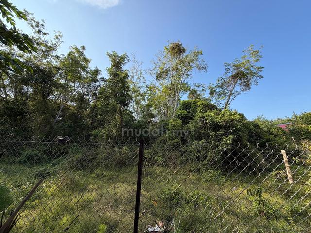 Lot banglo luas 800 /hampir 900m2 untuk di jual 1