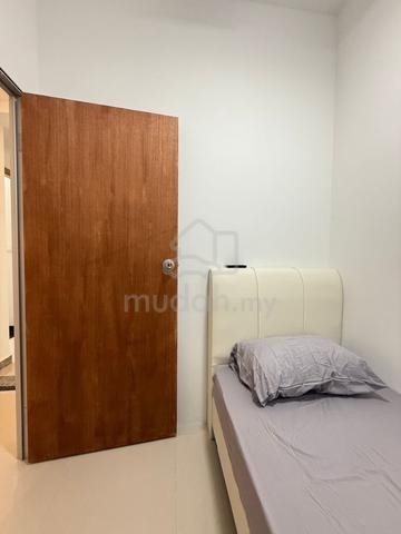 R&F Princess Cove / Single room / JB town / Walking to CIQ / Seaview 3