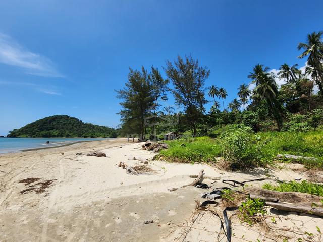 Kudat Land - Bangau Beach Kudat 2