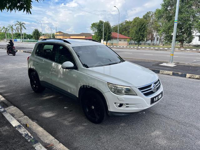 2009 Volkswagen TIGUAN 2.0 TSI 4MOTION (A) - 1