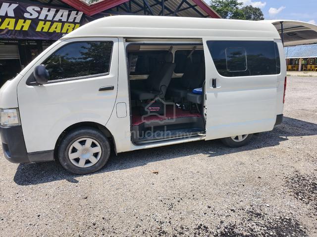 Toyota Hiace 2.5 Window Diesel 2017 - 1