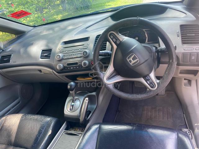 2010 Honda CIVIC 1.8 S i-VTEC FACELIFT (A) - 3