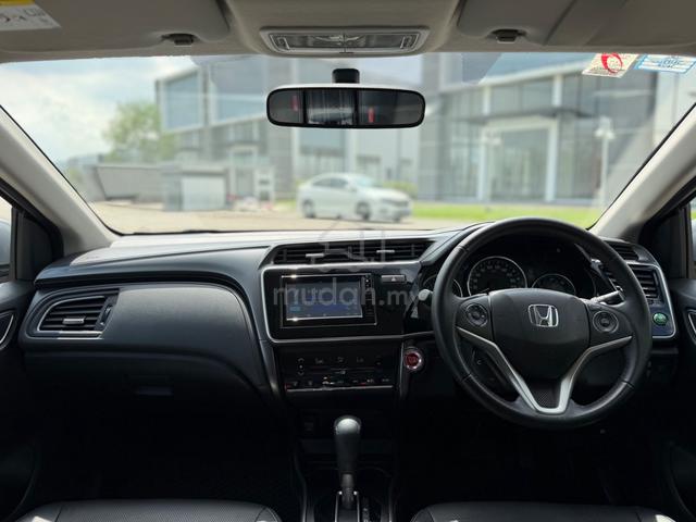 FULL LOAN 2017 Honda CITY 1.5 V (A) - 4