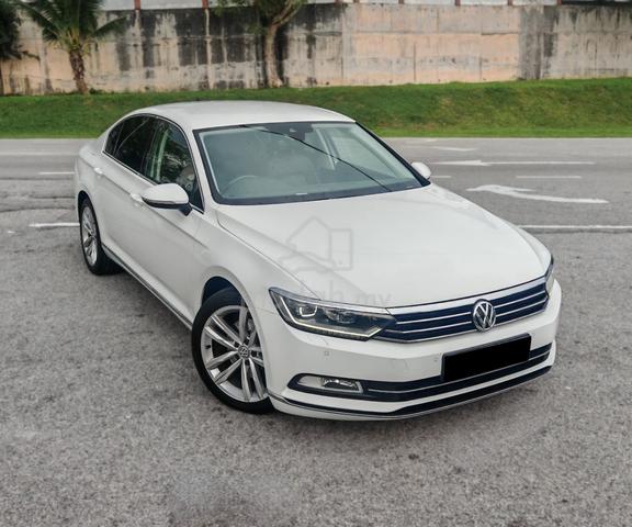 2018 Volkswagen PASSAT 2.0 TSI HIGHLINE Sport Mode - 1