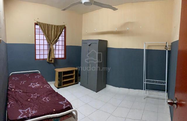 Bilik single besar WIFI 100mpbs, near Ikea Curve (Flora Damansara) 1