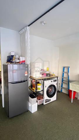 Fortune Court 288E (1ST FLR) Shop/Office1000sf Fully Renovated 4
