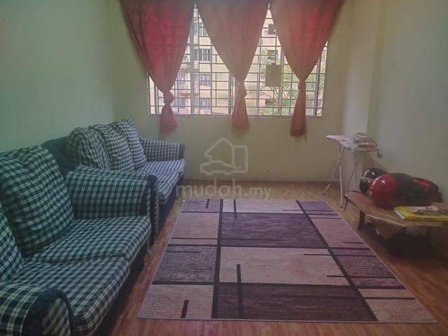 Jelutong Apartment @ Selayang Heights 1
