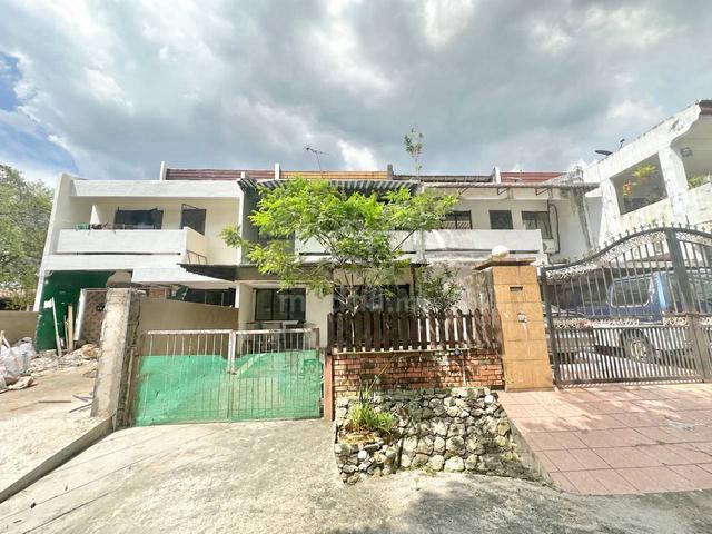 FACING OPEN! Double Storey Taman Seraya Ampang 1