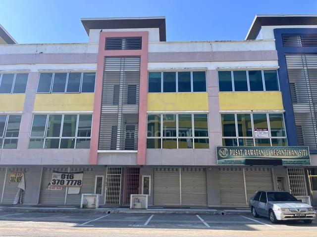 PD Waterfront Shoplot 1