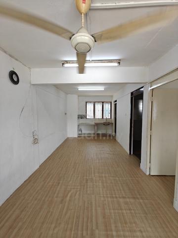 Flat Taman Ungku Tun Aminah 1