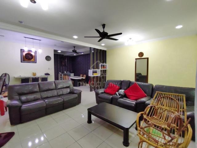 TERMURAH + RENOVATED Double Storey House Nusaputra 1 Puchong 1