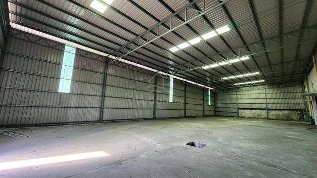 Desa Cemerlang 1.5 Storey Cluster Factory 40x120 Power 400amp 1