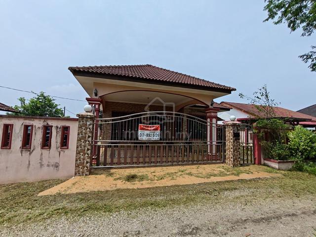Murah Rumah Banglo Tanah Luas 6,512 kps Area Kota Bharu 1
