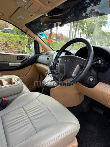 2018 Hyundai GRAND STAREX 2.5 ROYALE PREMIUM (A) - 4
