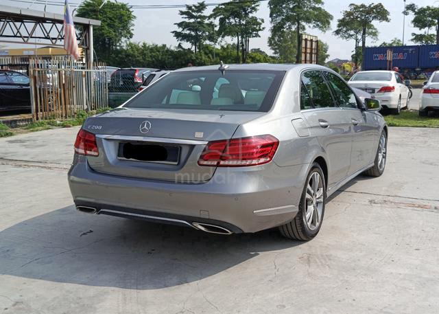 2013 CASH OTR Mercedes Benz E200 CGI (CBU) 2.0 (A) - 4