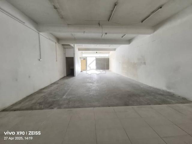 24x85 2 Storey Shop University Indah PSK Serdang Equine Seri Kembangan 1