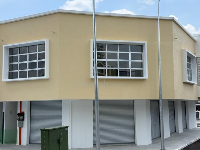 End Lot 2 Storey Shop Kajang Crowded Area East Avenue Semenyih ForRent 4