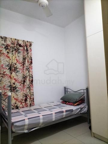(Small Room/Near LRT/Murah depo) Oug Parklane Condo @ Puchong 1
