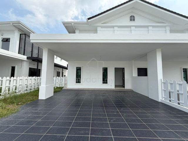 Beldon Phase-2 storey Semi D,Original Condition,Facing South, 1