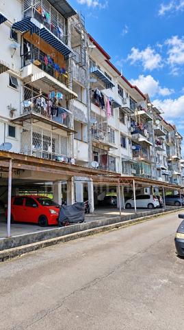 Raya Court 1