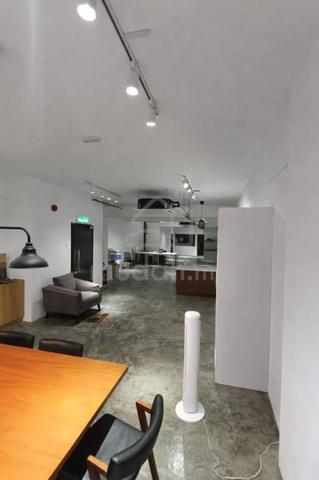 Edusentral Shop Office To Let 1
