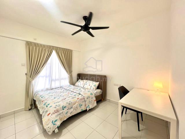 Cheras Medium Room Mix Gender Unit For rent @ Alam Damai 1