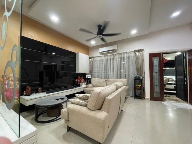 Puchong Bandar Kinrara (BK 9) Renovated, Facing Open area 1