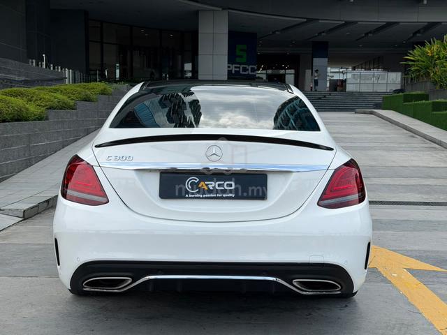 Mercedes Benz C-CLASS 2.0 C300 AMG LINE Free Warra - 4