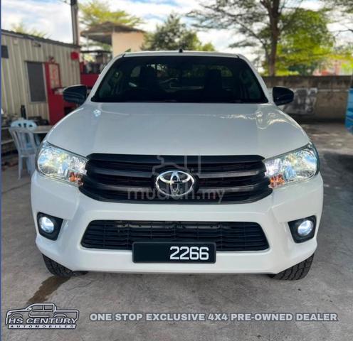 Toyota HILUX S.CAB 2.4 (M) - 2