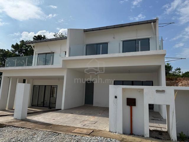 Rumah Teres Dua Tingkat Untuk Dijual - Fasa 2 1