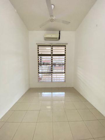 Bukit setongkol single storey Corner lot House for rent. 3