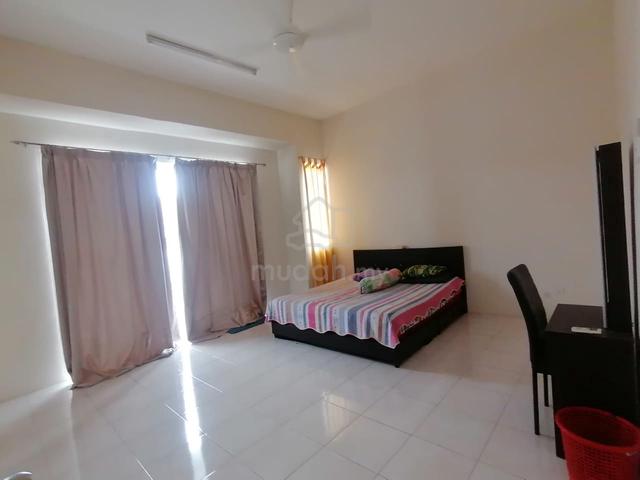 2-storey Terraced House For Rent, 4 Bedroom, 1200 Sq.ft, Simpang Ampat 