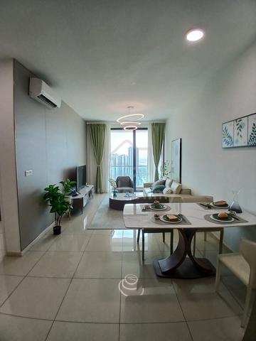 The M @ Medini Macrolink 1