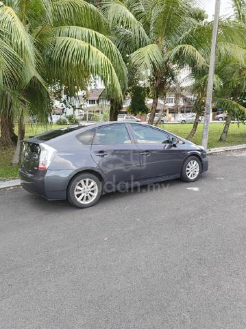 2011 Toyota PRIUS 1.8 (HYBRID) (A) - 5