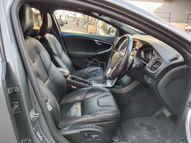 2018 Volvo V40 2.0 T5 DRIVE E FACELIFT (A) - 4