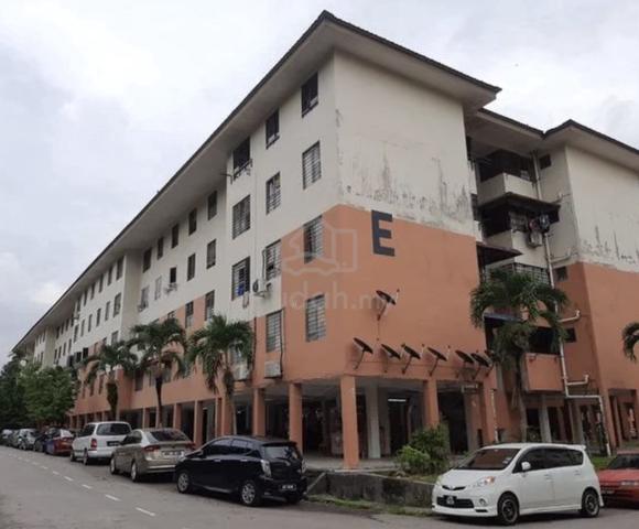 Flat Sri Lanang (Desa Tebrau) 1