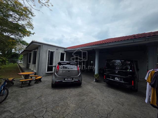 Fulloan booking 1k banglo one storey kota perdana near surau 1