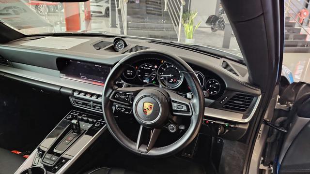 2021 Porsche 911 3.0 CARRERA S (Burmester) - 4