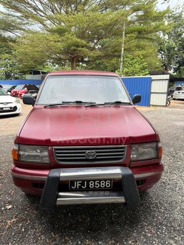 Toyota UNSER 1.8 GLI (M) 1999 CUNN - 3