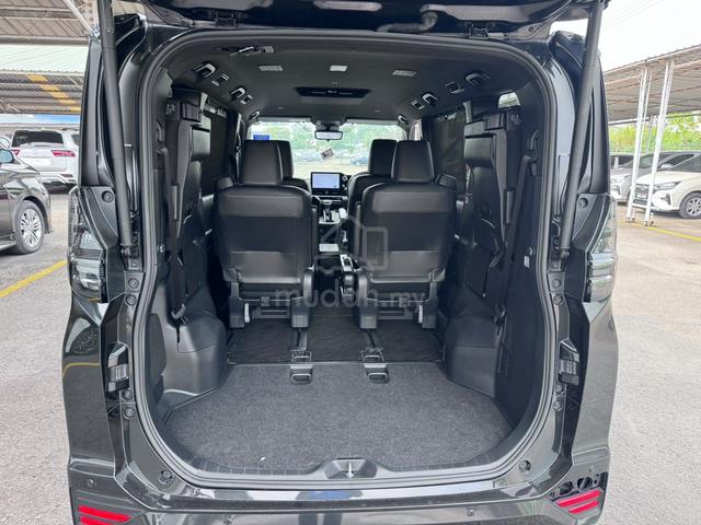 2022 Toyota VOXY 2.0 S-Z (A) - 5