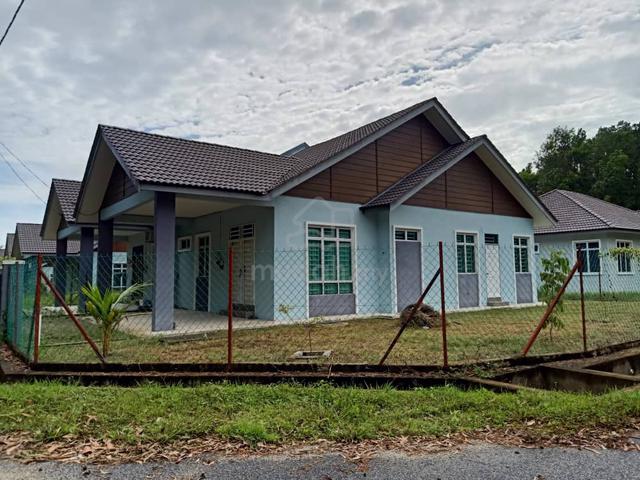 Rumah Semi D 1