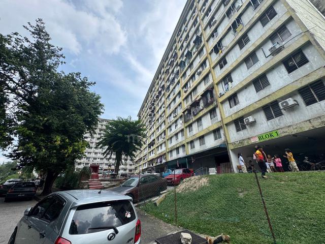 Bukit Cheras Apartment (Block 1 & 3) 1