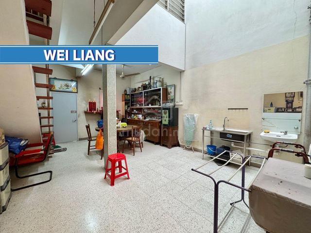 2 Terrace [2200sf] HIGH CEILING l SOLID STRUCTURE l RARE l Air Itam 1